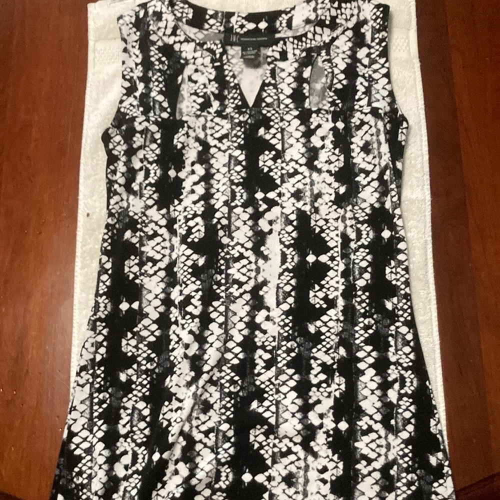 INC Sleveless shirt